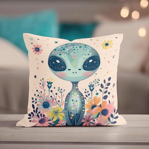 Alien Pillow, Alien Throw Pillow, Alien Pillow Covers, Cute Throw Pillow Covers, Unique Pillow, Unique Throw Pillow, Home Decor Gift