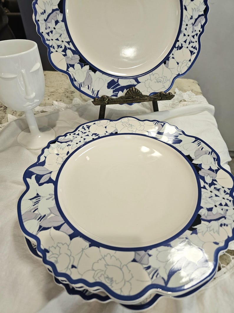 Anthropologie Dinner Plates Floral Blue and White Stoneware Scalloped Edges Set4 image 2