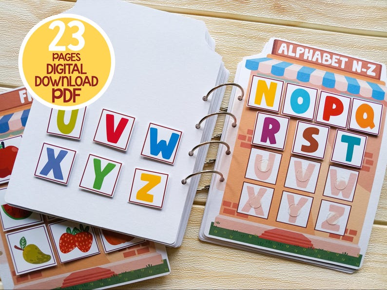 K&ouml;nnte beinhalten: Ein 23-seitiges digitales PDF-Alphabetbuch zum Herunterladen f&uuml;r Kinder. Das Buch zeigt bunte Buchstaben von N bis Z, wobei jeder Buchstabe mit einem entsprechenden Bild kombiniert wird. Das Buch soll Kindern helfen, das Alphabet zu lernen und ihre Lesef&auml;higkeiten zu verbessern.