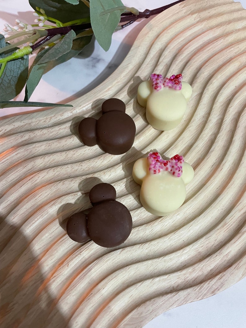 Chocolate Minnie & Mickey favours image 1