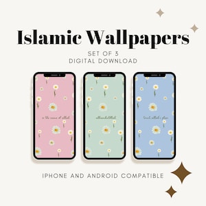 Può includere: Set di 3 sfondi islamici digitali per iPhone e Android. Ogni telefono mostra un diverso design floreale con una frase unica: "in the name of allah", "alhamdulillah" e "trust allah's plan". Gli sfondi sono rosa pastello, verde menta e azzurro.