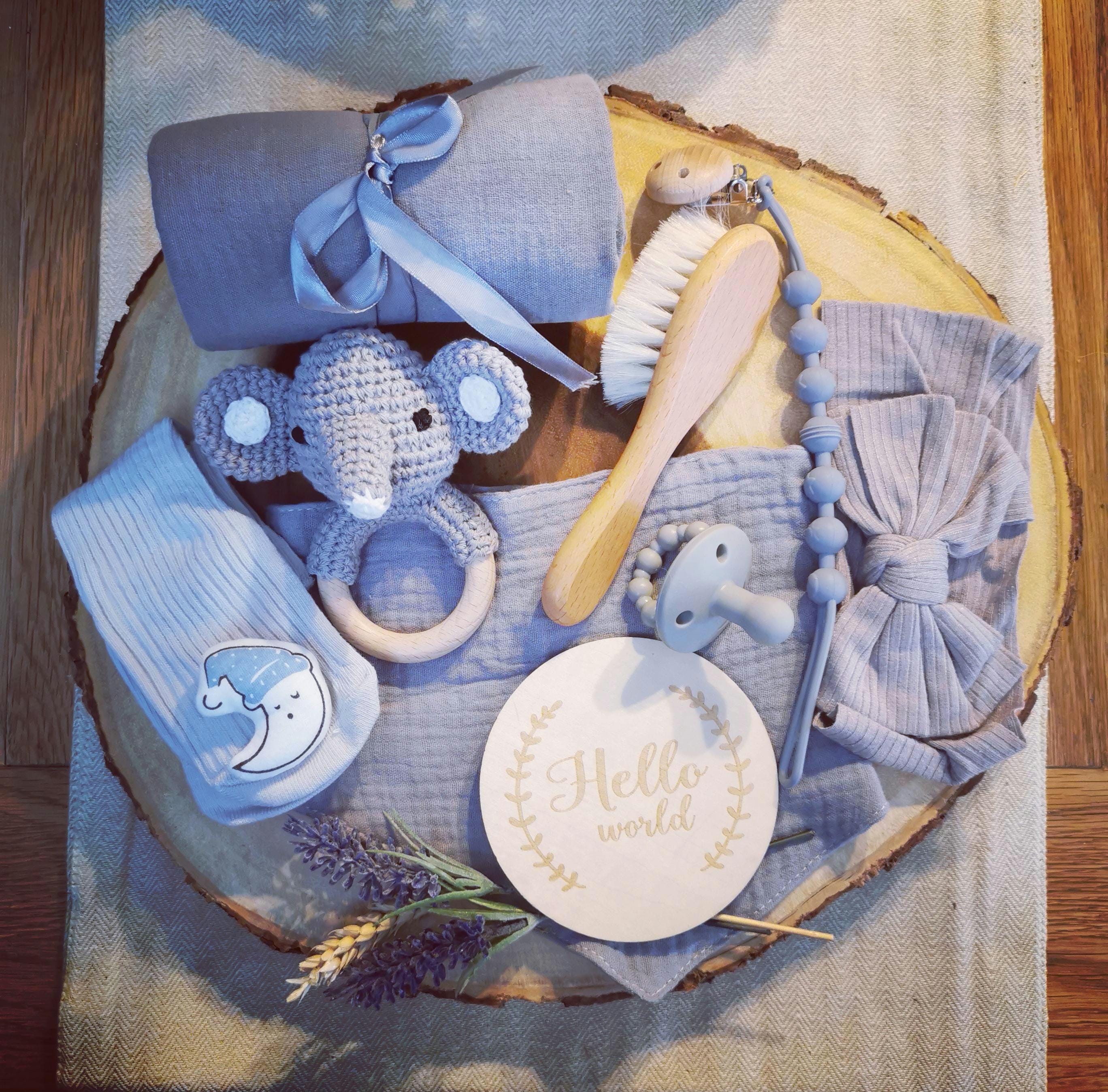 Newborn Gift, Baby Gift, Baby Gift Box, Baby Boy, Baby Girl, Newborn gift set, Baby Socks, Baby Shower Gift, Baby Hairbrush, Crochet Rattle