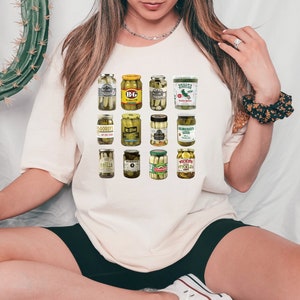 Vintage Canned Pickles Sweatshirt, Canning Season Sweatshirt, Pickle Lovers Sweater, Homemade Pickles Sweater,Pickle Jar Crewneck Sweatshirt