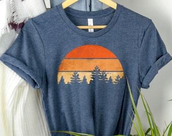 Vintage T-Shirt, Pine Retro Tree Shirt, Pine Tree Retro Gift Shirt, Camping Shirt, Hiking Shirt, Adventure Shirts, Nature Lover Gift Shirt