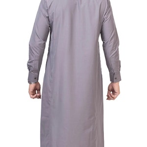 Men's Unicus Grey Arabic Traditional Emirati-style thobe image 4