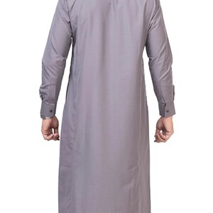 Men's Unicus Grey Arabic Traditional Emirati-style thobe image 7