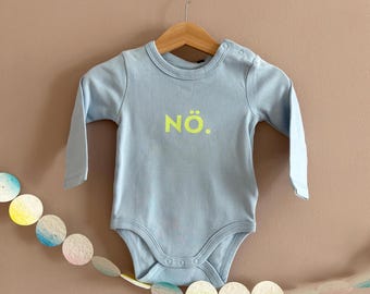 Body para bebé con estampado tipográfico, body de manga larga estampado a mano para bebés, serigrafía "NÖ." sobre algodón Oeko-Tex