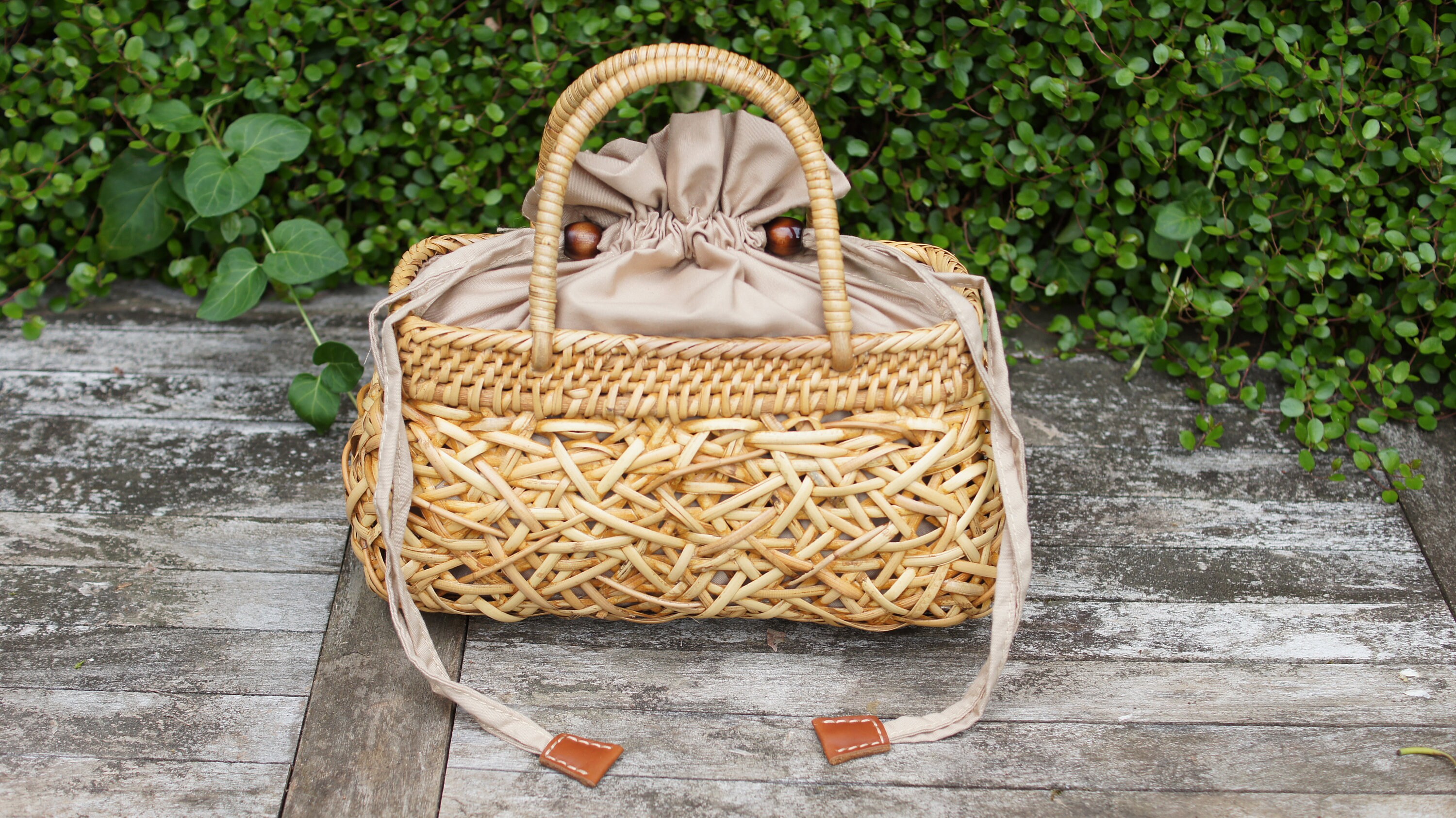Premium Rattan Tasche *Rinjani*