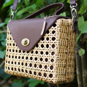 Premium Rattan Tasche *Dewi*