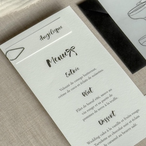 Menu Mariage avec Marque-place – Design Noeud Imprimé & Trombone Noir, Papier Texturé