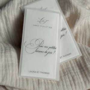 Kleine Freudentränen – Personalisierte Taschentücher zur Hochzeit – Dickes Transparentpapier mit Vornamen und Datum – Emotion & Eleganz