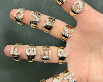 Anel requintado em ouro maciço 14K com nome personalizado - Anel delicado com letra personalizada para um toque de elegância - Anel minimalista personalizado para ela