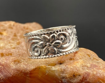 Floral Design Band Ring, 925 Sterling Silver Ring, Wide Thumb Ring, Meditation And Worry Ring, Handmade Silver Ring Gift For Mom Birthday.