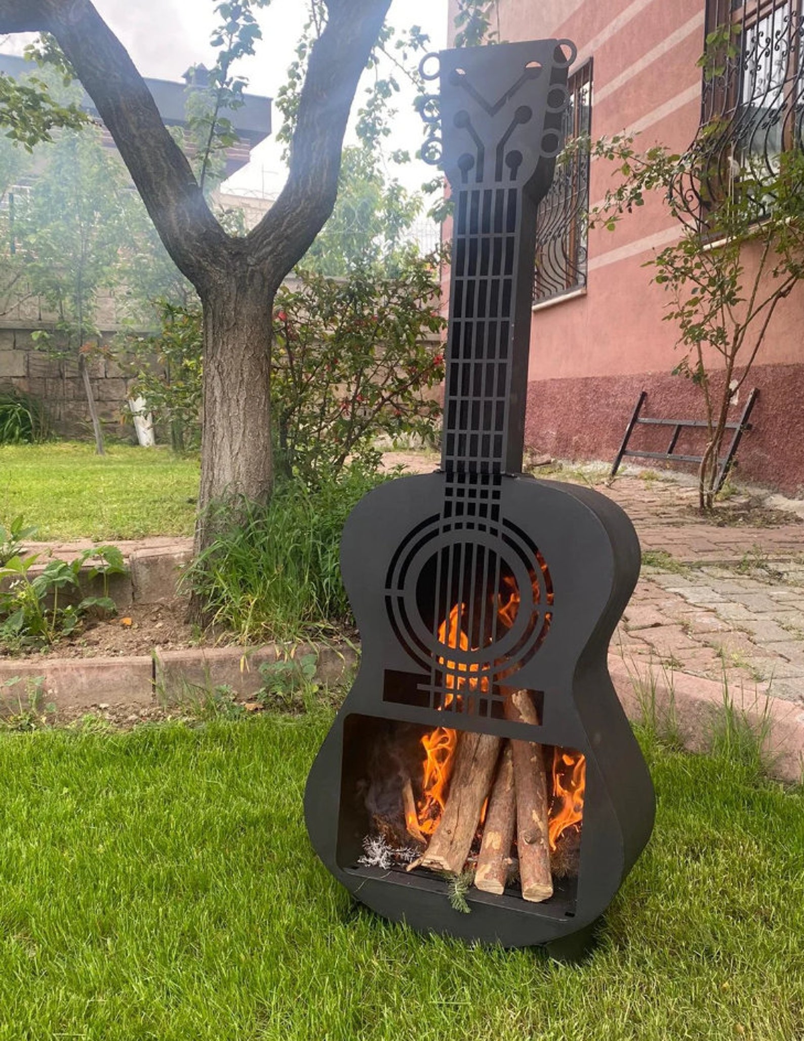 Fire Pit, Metal Guitar Fire Pit, Handmade 52 Metal Fire Pit, Portable