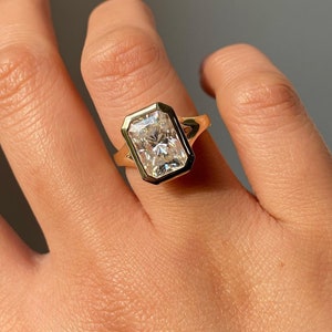 Solitaire Art Deco Old Mine Cut Diamond Ring in 14K Gold Antique Emerald Engagement Rings For Women Edwardian Art Deco Ring Handcrafted Ring