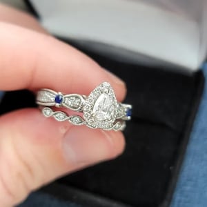 Vera Wang Love Collection Pear-shaped Diamond Halo Engagement Ring in Sterling Silver Blue Sapphire Ring Amazing Luxurious Wedding Ring Set