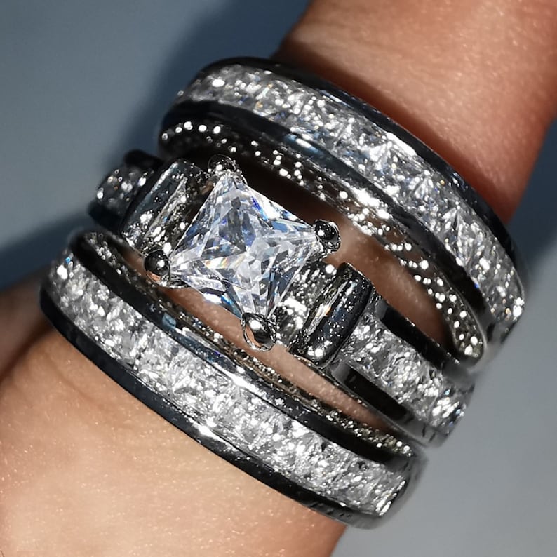Beautiful Princess-cut Diamond Rings Luxurious Bridal Ring Set Classic ...