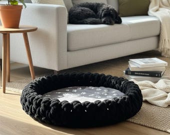 Handmade Chunky Knit Pet Bed, Soft Chenille Yarn, Dog Gift