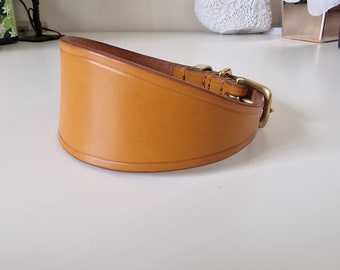 Handmade English Bridle Leather dog Collar, (hound collar)London Tan