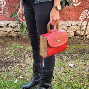 Bolso de cuero de madera, bolso de mujer con mango de madera, bolso de mujer de cuero con compartimento para teléfono, bolso de mujer, bolso de cuero de calidad hecho de madera de nogal