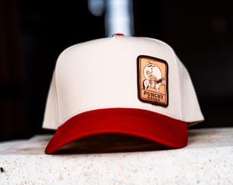 Cappello da camionista retrò da cowboy western – Toppa da cavaliere in corda Punchy Brand – Cappellino da baseball rosso e crema