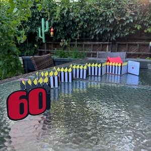 Birthday candle card with 40th, 50th, 60th, 70th, 80th, 90th candles. One candle for each year of your life. Also a great eye-catcher for anniversaries or farewells.