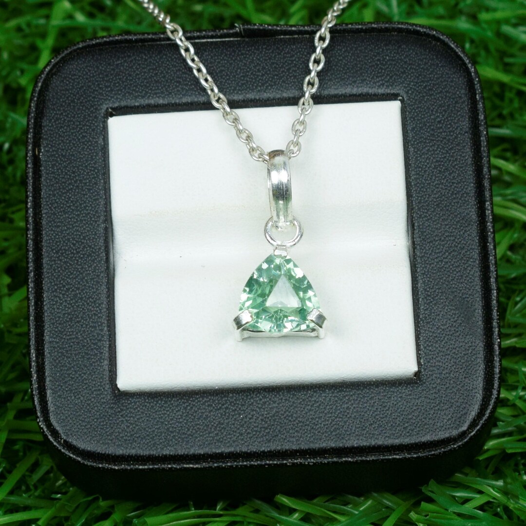 Green Sapphire Necklace: Triangle Gemstone, 925 Sterling Silver - Etsy