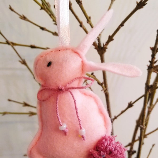 Lapin de Pâques en feutrine