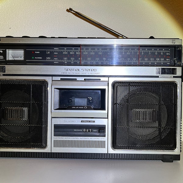 Philips 22RR584 Radio Cassette Boombox Vintage
