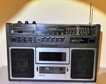 Philips 22RR774 Radio Cassette Boombox Vintage