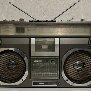 Audiosonic TBS 8900 Radio Cassette Boombox Vintage