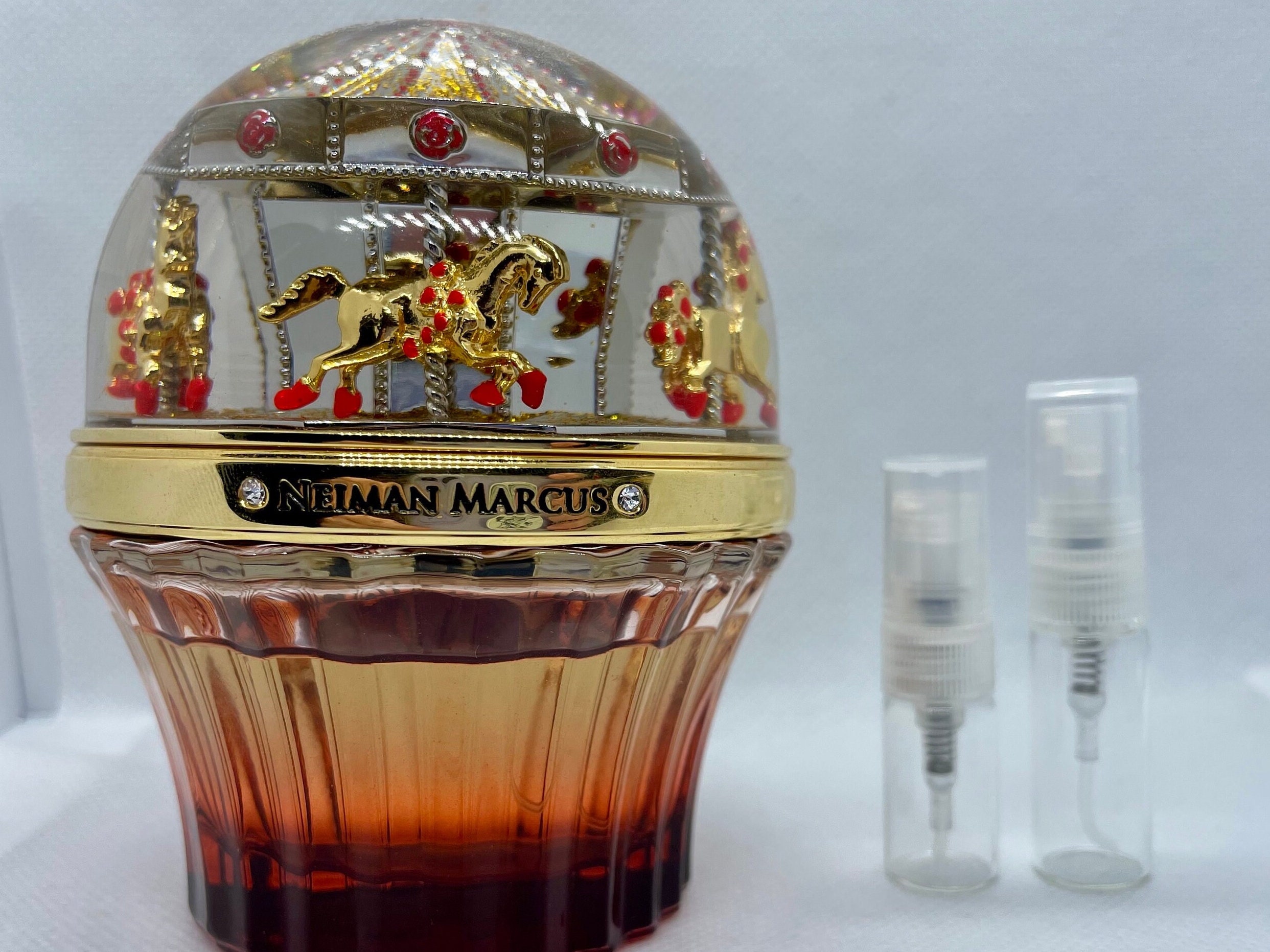 House of Sillage Carousel Etsy