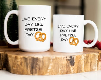 Tasse à café du jour du bretzel | La tasse à café du bureau | Cadeau pour les amateurs de café | Tasse d’amateur de café | Cadeau de buveur de café