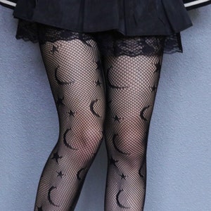 Lune et étoiles Y2K Grunge Black Fishnets - Bas résille gothique Emo - Collants résilles - Collants résille Harajuku Grunge - Alt Fishnets