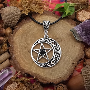 Celtic Moon Pentagram Necklace Wiccan Jewellery Witches protection charm Pagan jewellery Pentacle pendant Witchy gift Star and Moon necklace
