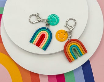 Breloque arc-en-ciel, breloque porte-nom