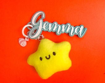 Breloque peluche étoile duveteuse, porte-clés Happy, breloque de sac à main