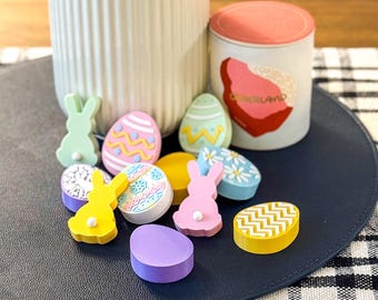 Remplisseur de bols pastel avec oeufs de Pâques et lapin, décoration printanière
