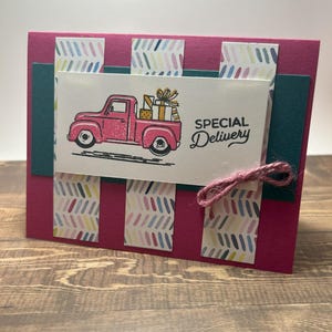 Anniversaire camionneur rose | Les filles aussi aiment les camions | Carte faite main | Camion plein de cadeaux | Livraison spéciale