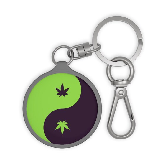 THC Cannabis Yin-Yang 420 Keyring - Great 420 Gift For Your Favorite Stoner - Medical Marijuana, Pot head, Cannabis Lover, Weed Smoker