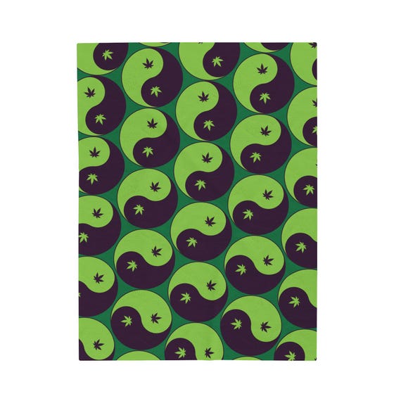 Stoner Yin Yang Green Velveteen Blanket, Available In 3 Sizes, Plush Throw for Relaxation, Hippie Decor, Gift for Weed Lovers Or Add Zen