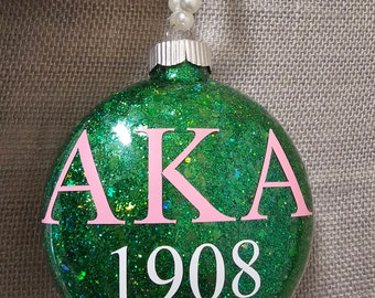 Adornos navideños de la hermandad Alpha Kappa Alpha