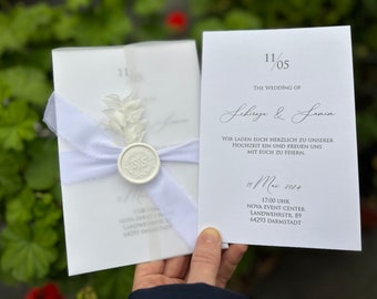 Set Invito da sogno personalizzato: Invito con nastri di seta, buste trasparenti, sigillo in ceralacca bianca personalizzato e fiori secchi
