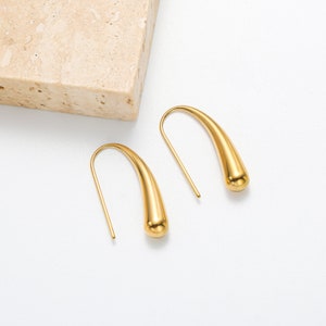 18K Gold Waterdrop Earrings, Minimalist Earrings, Dangle Earrings, Hook Earrings, Gold Drop Earrings, Gift for Her, Bridal Jewellery zdjęcie 6
