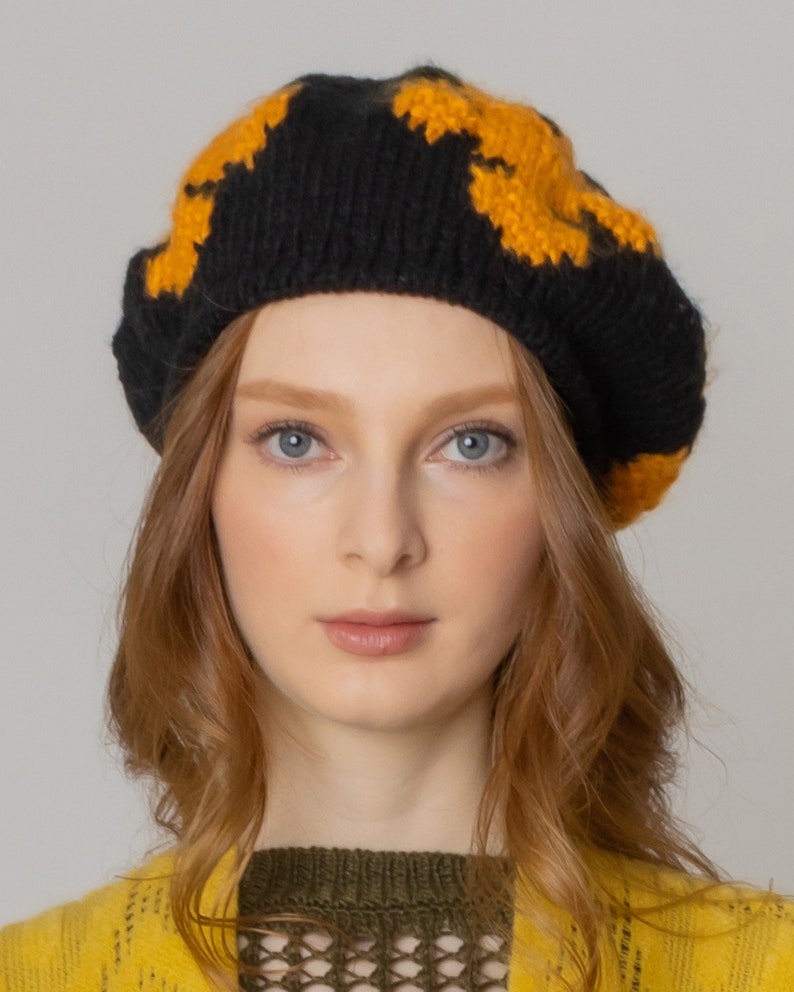 Leaf Pattern Knit Beret, French Vintage Berets, Fall Winter Accessories