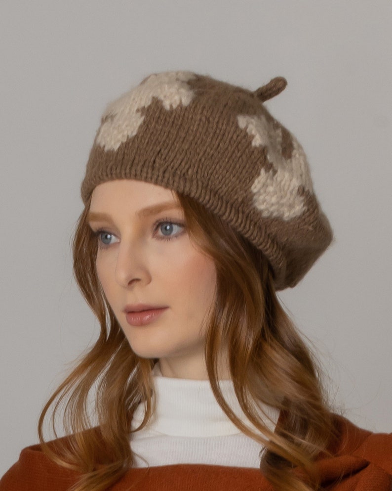 Leaf Pattern Knit Beret, French Vintage Berets, Fall Winter Accessories, Knitted Berets, Floral
