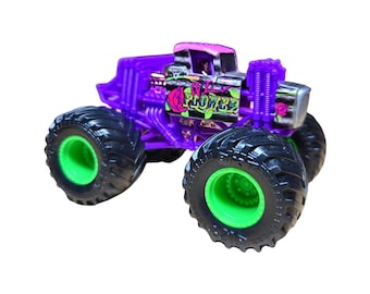 Monster Jam Wild Flower Truck Double Down Showdown Diecast Vehicle 4"