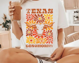 Texas Longhorns Floral Game Day T-Shirt – Comfort Colors College Tee – UT Austin Hook &#39;Em Horns Fan Gift