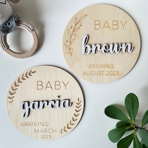 Pregnancy Announcement Plaque, Birth Announcement, Baby Arriving, Baby Arrival Sign, Baby Announcement Sign, Coming Soon, Photo Prop