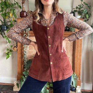 Womens 80s Style Winter Ready Vintage Sheepskin Suede Leather Vest Coat Western Style Fitted Leather Vest Warm Winter Coat Best Gift for Her
